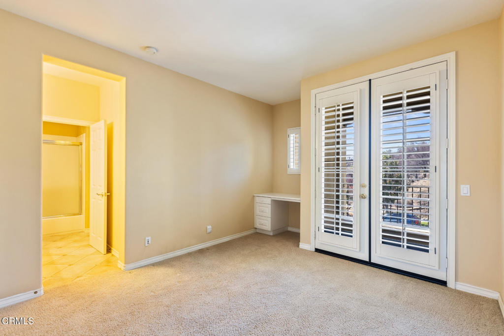 3710 Sunset Ridge Road Altadena, CA 91001 - Photo 29 of 45 a view of room with balcony