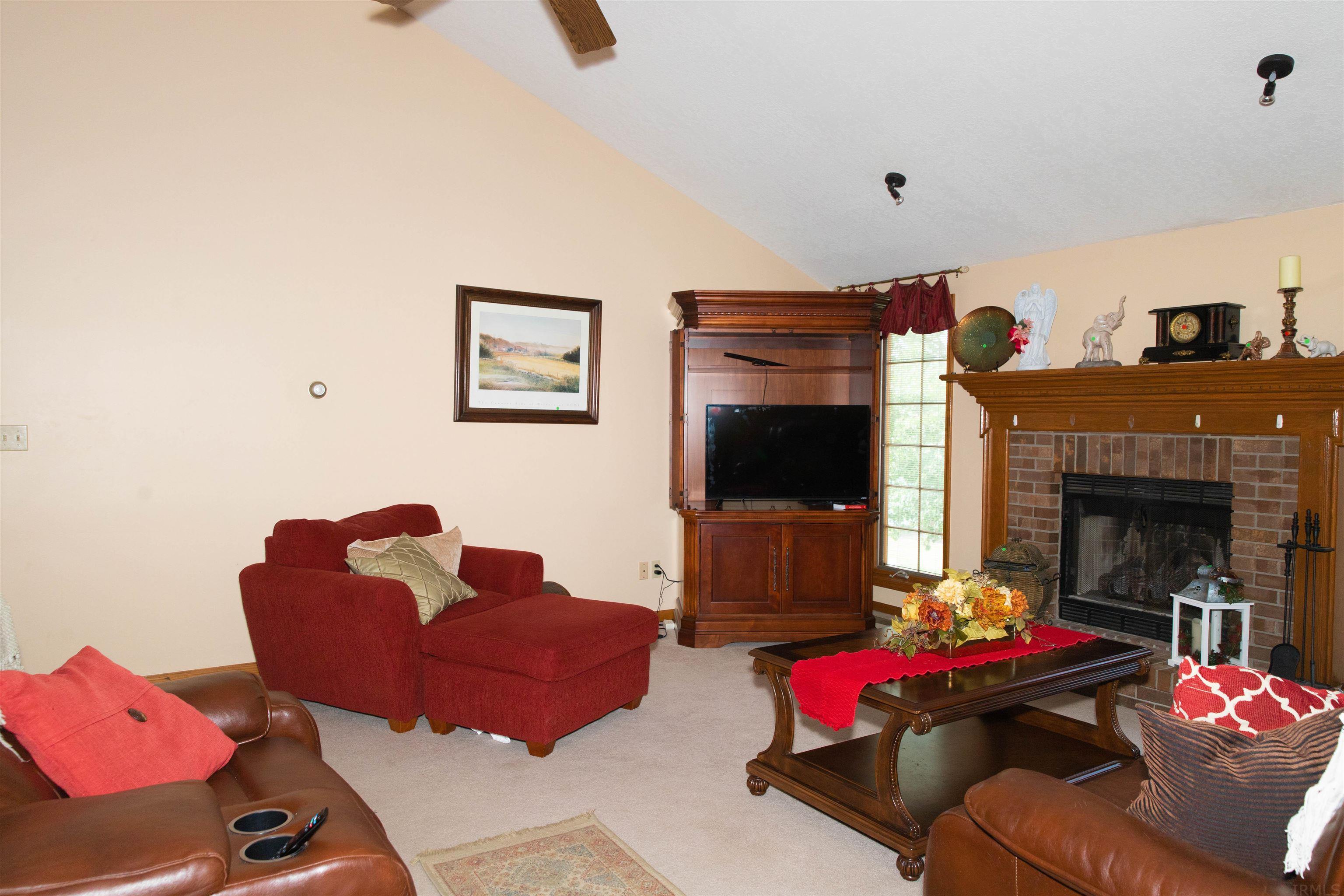 5606 Green Road New Haven, IN 46774 - Photo 17 of 36