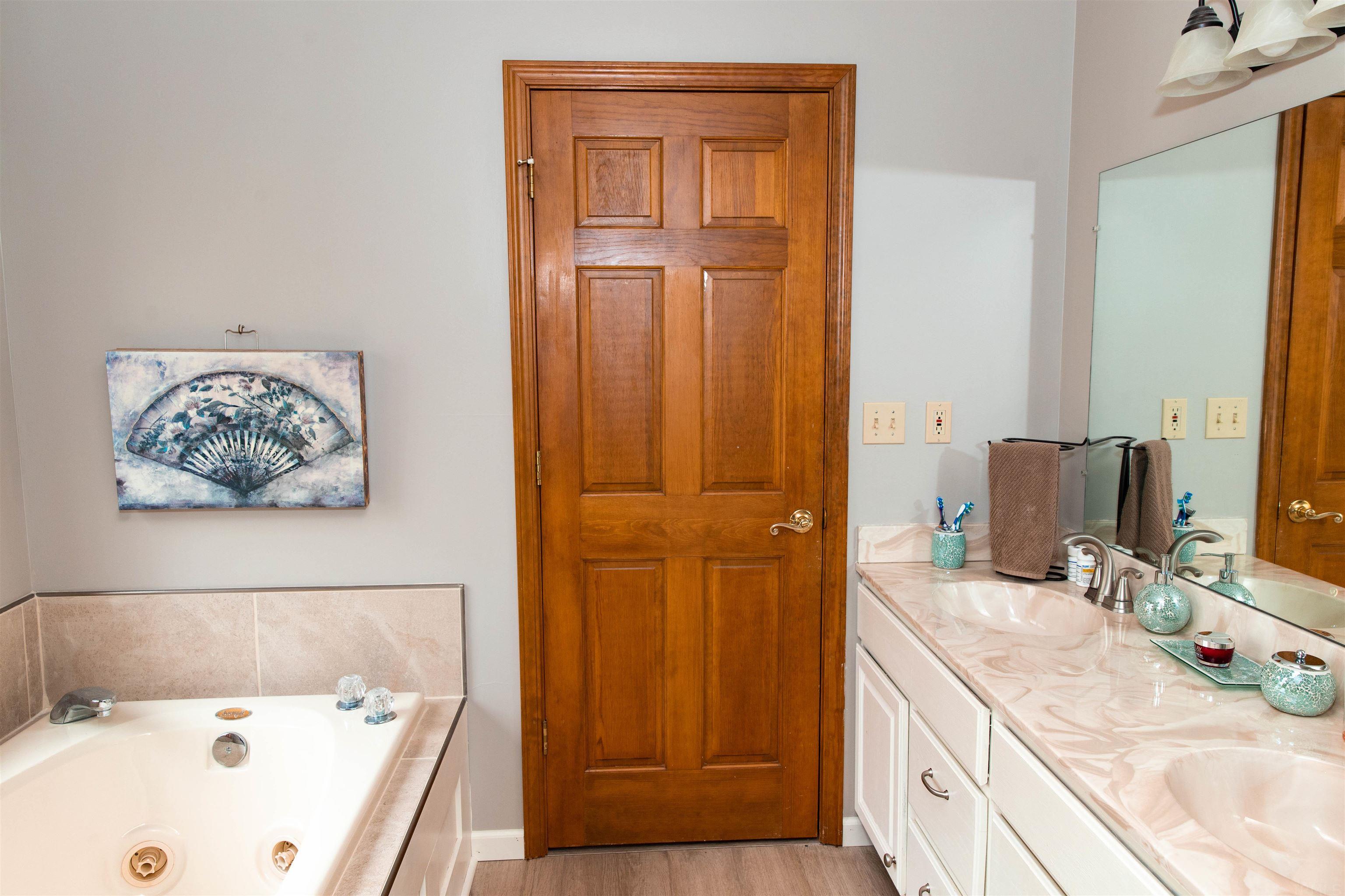 5606 Green Road New Haven, IN 46774 - Photo 25 of 36