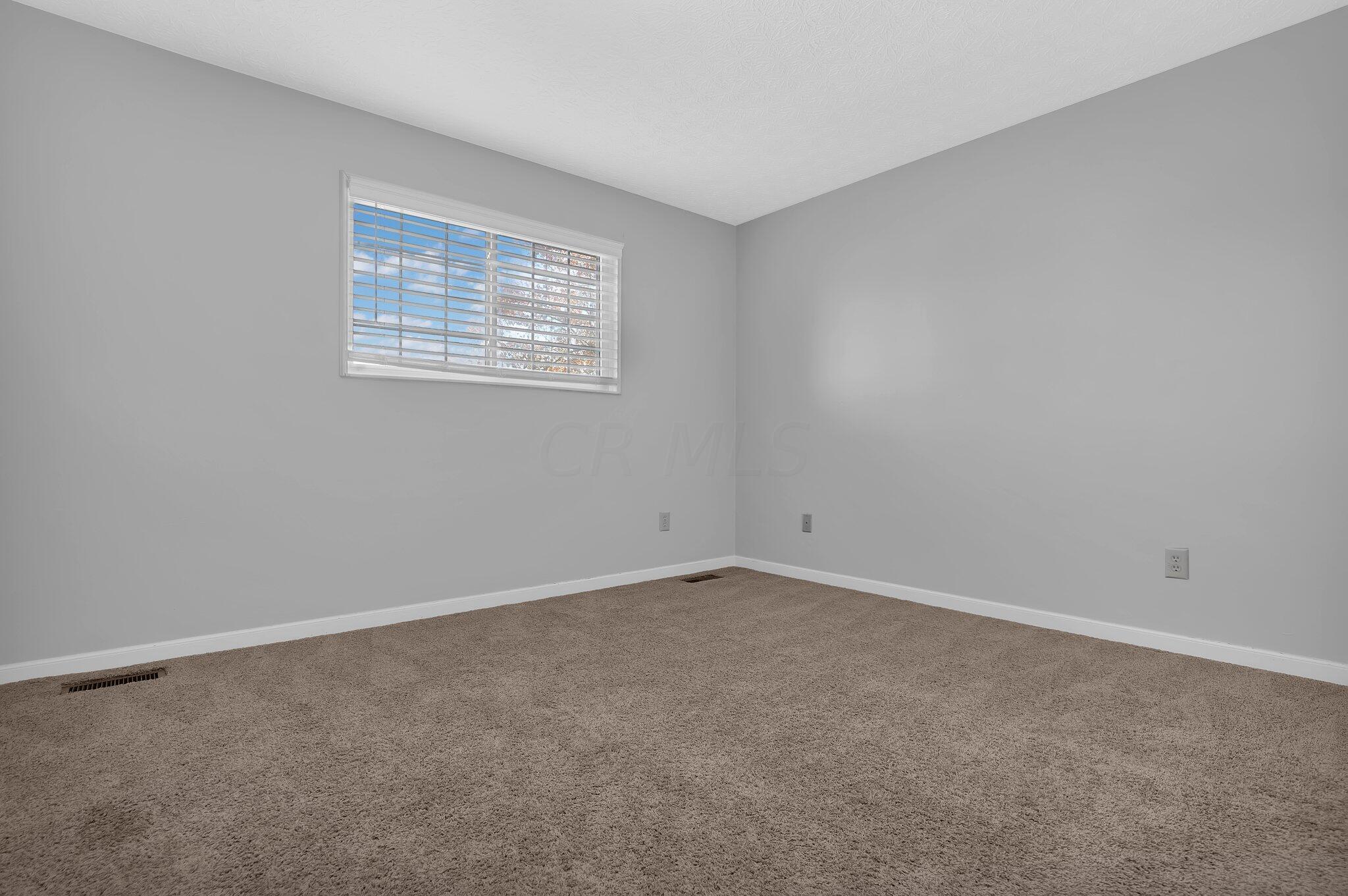 1189 Rice Avenue Columbus, OH 43230 - Photo 19 of 44 19-web-or-mls-1189-rice-ave