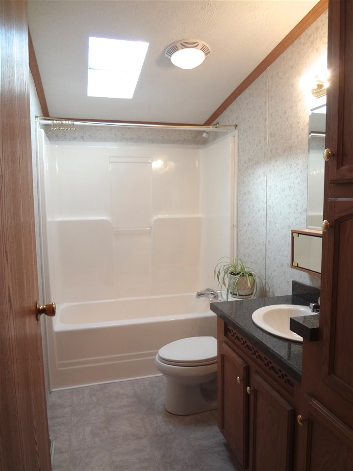 90 Range Road Franklin, NH 03235 - Photo 26 of 33 Gallery Image 26
