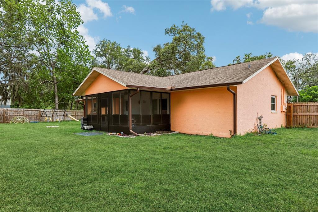 232 Cavalier Avenue Spring Hill, FL 34606 - Photo 9 of 39