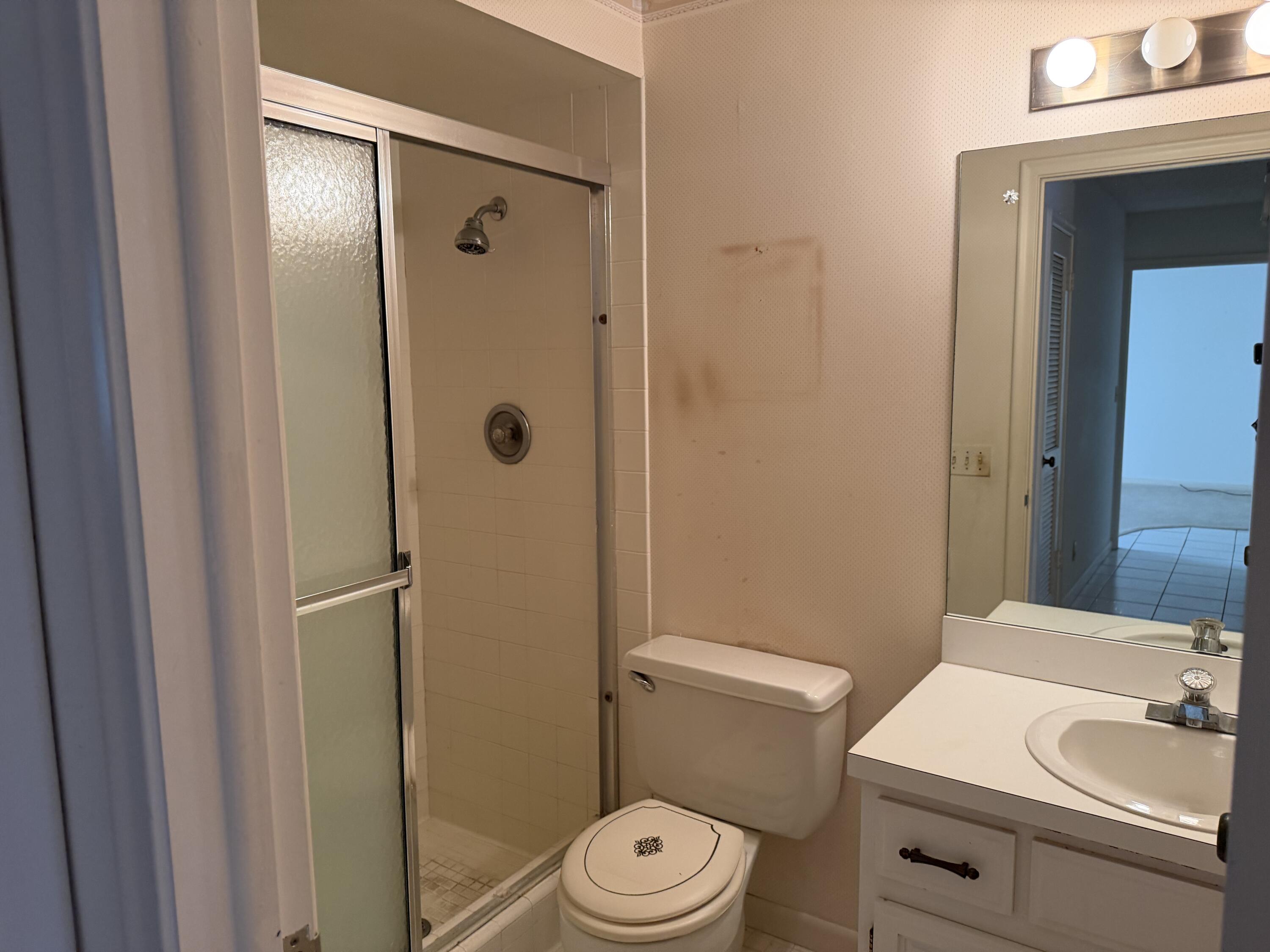 419 Pine Tree Court, Unit 20 Atlantis, FL 33462 - Photo 10 of 20 IMG_8130