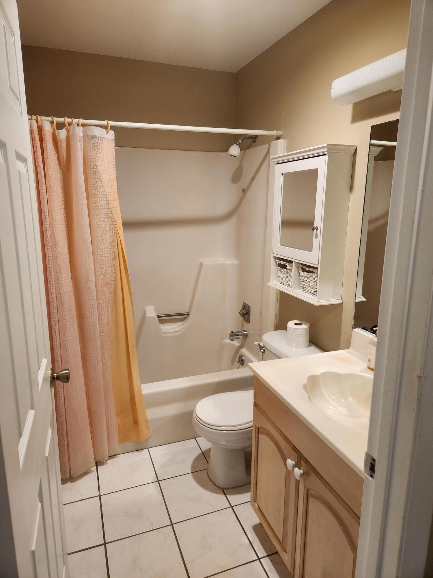 431 Jupiter Lakes Boulevard, Unit 2114B Jupiter, FL 33458 - Photo 4 of 7 1000018377 - Copy