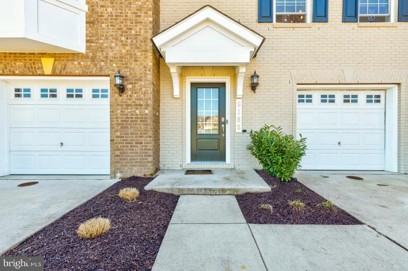 9185 Fox Stream Way Upper Marlboro, MD 20772 - Photo 3 of 32