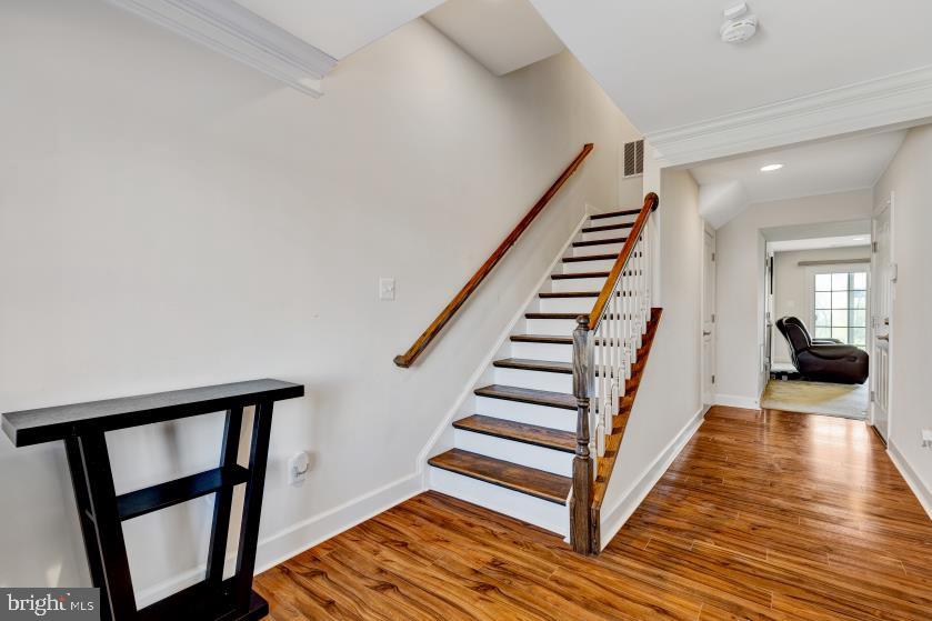 9185 Fox Stream Way Upper Marlboro, MD 20772 - Photo 4 of 32