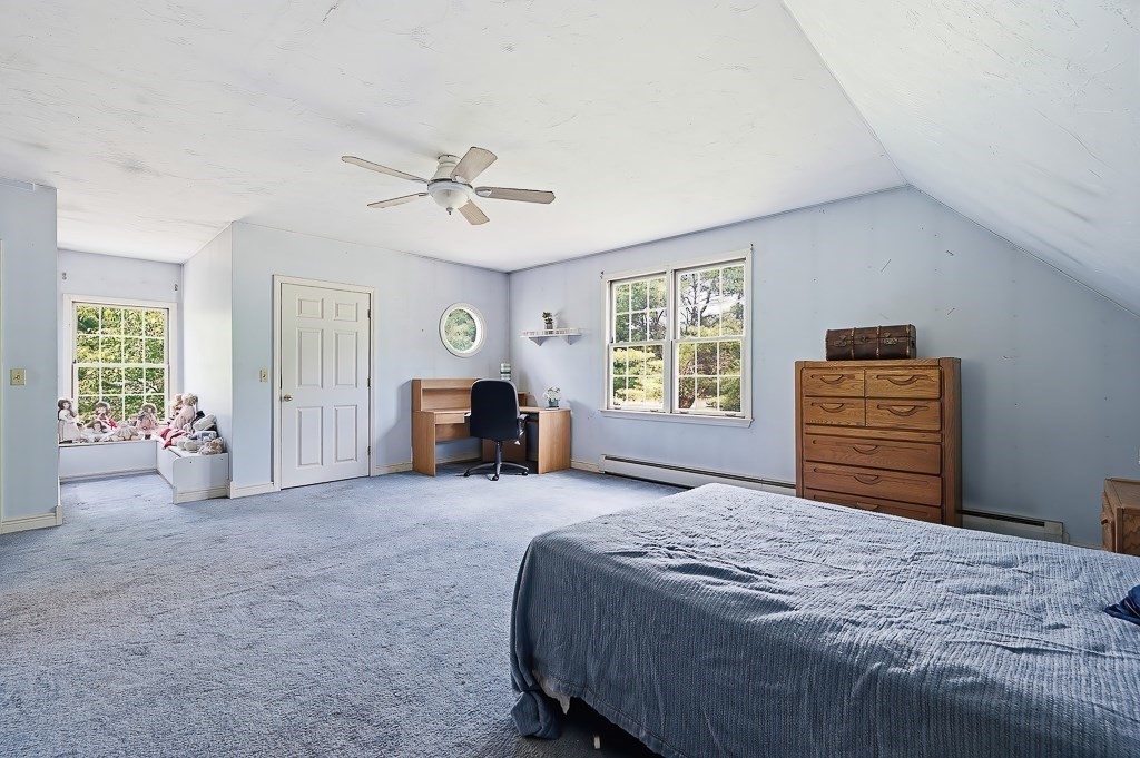 227 8 Lots Road Sutton, MA 01590 - Photo 12 of 42