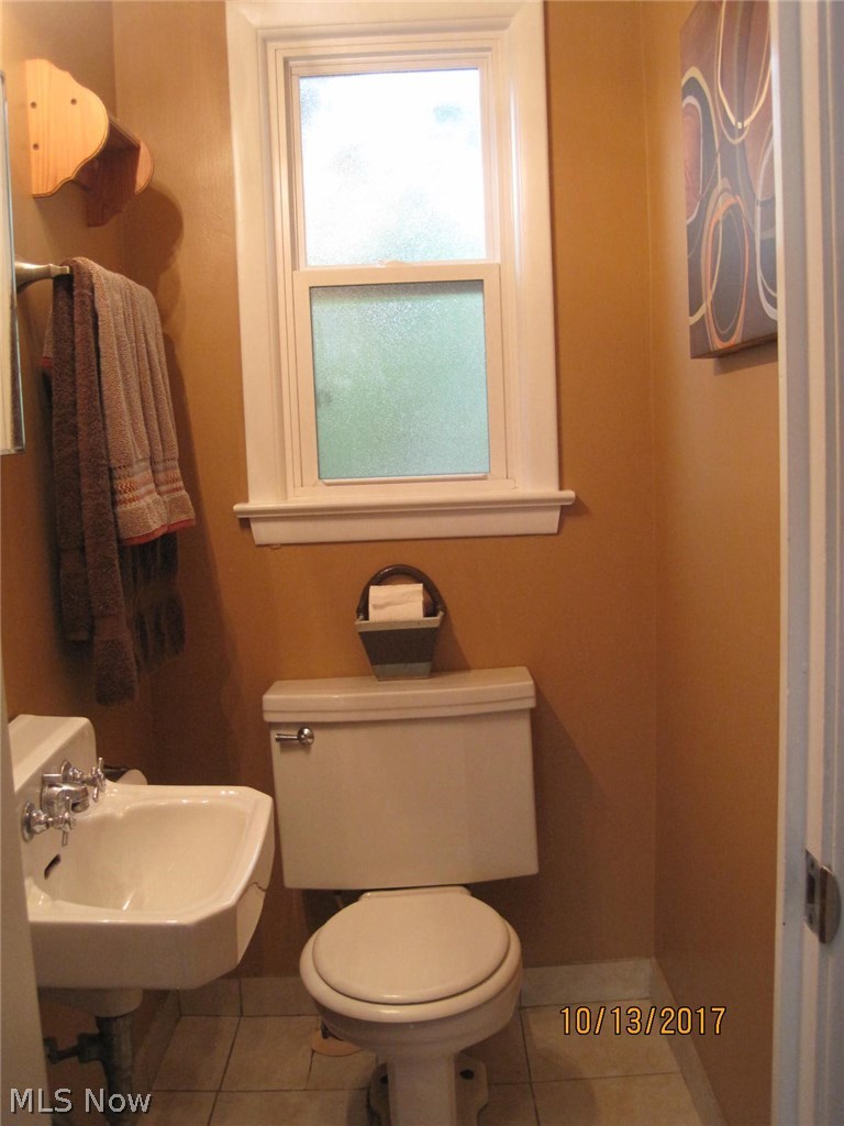 1268 Ford Road Lyndhurst, OH 44124 - Photo 8 of 22