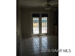 112 Ridgeview Drive Stuarts Draft, VA 24477 - Photo 4 of 5 Gallery Image 4