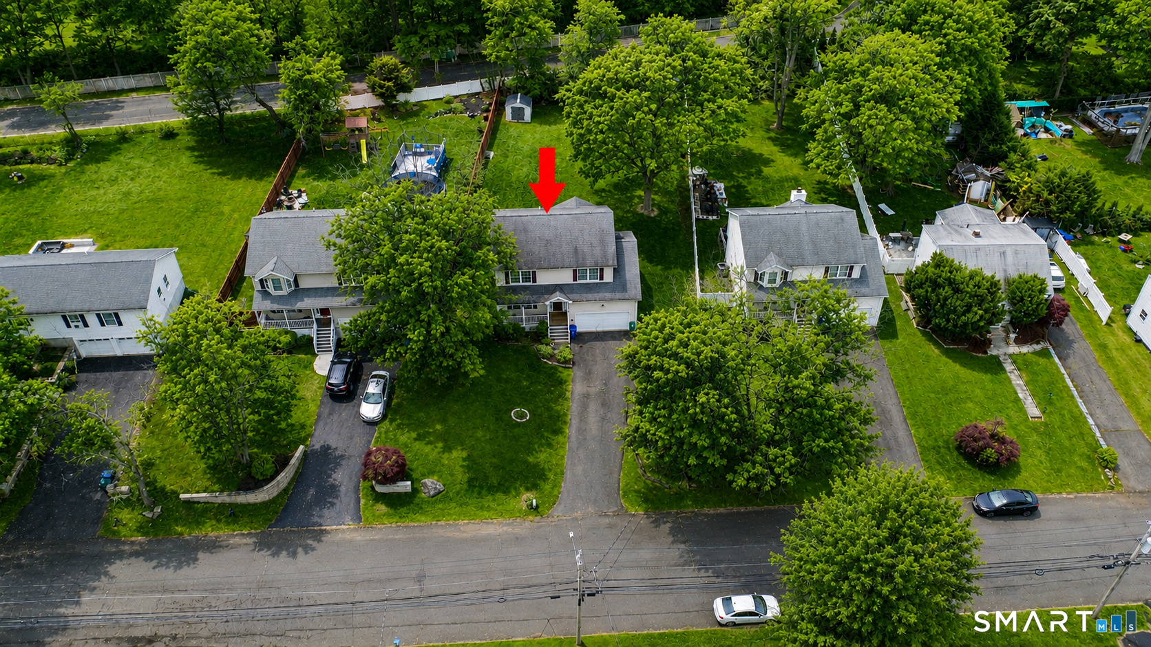 72 Broadmere Road Stratford, CT 06614 - Photo 2 of 35 Gallery Image 2