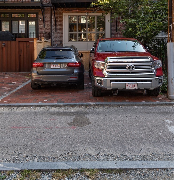 8 Rutland Square, Unit A Boston, MA 02118 - Photo 26 of 27 Gallery Image 26