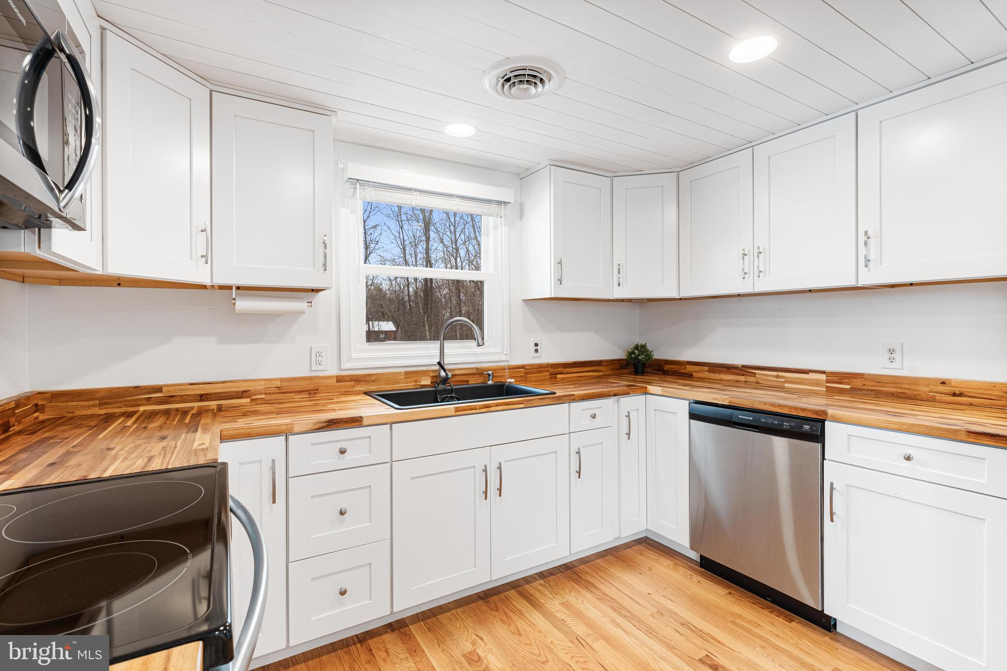 311 Hunting Ridge Road Winchester, VA 22603 - Photo 5 of 42 Butcher Block Counters