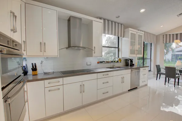 $16,000 | 2106 Northwest 60th Circle, Boca Raton, FL 33496