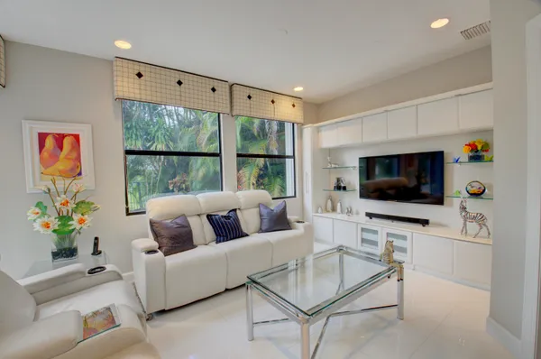 $16,000 | 2106 Northwest 60th Circle, Boca Raton, FL 33496
