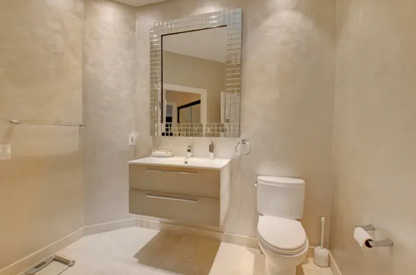 $16,000 | 2106 Northwest 60th Circle, Boca Raton, FL 33496