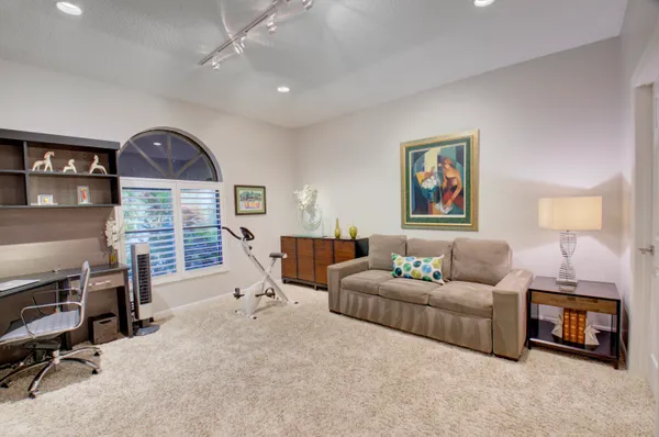 $16,000 | 2106 Northwest 60th Circle, Boca Raton, FL 33496