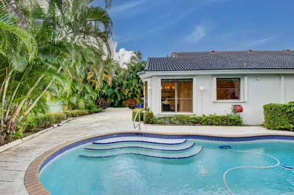 $16,000 | 2106 Northwest 60th Circle, Boca Raton, FL 33496