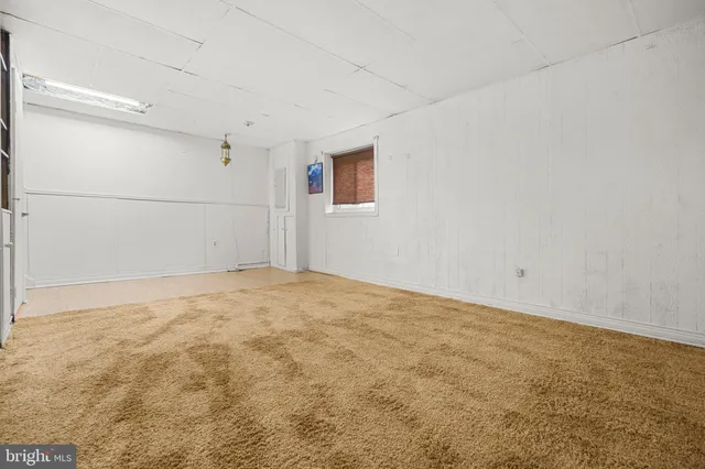 a view of empty room