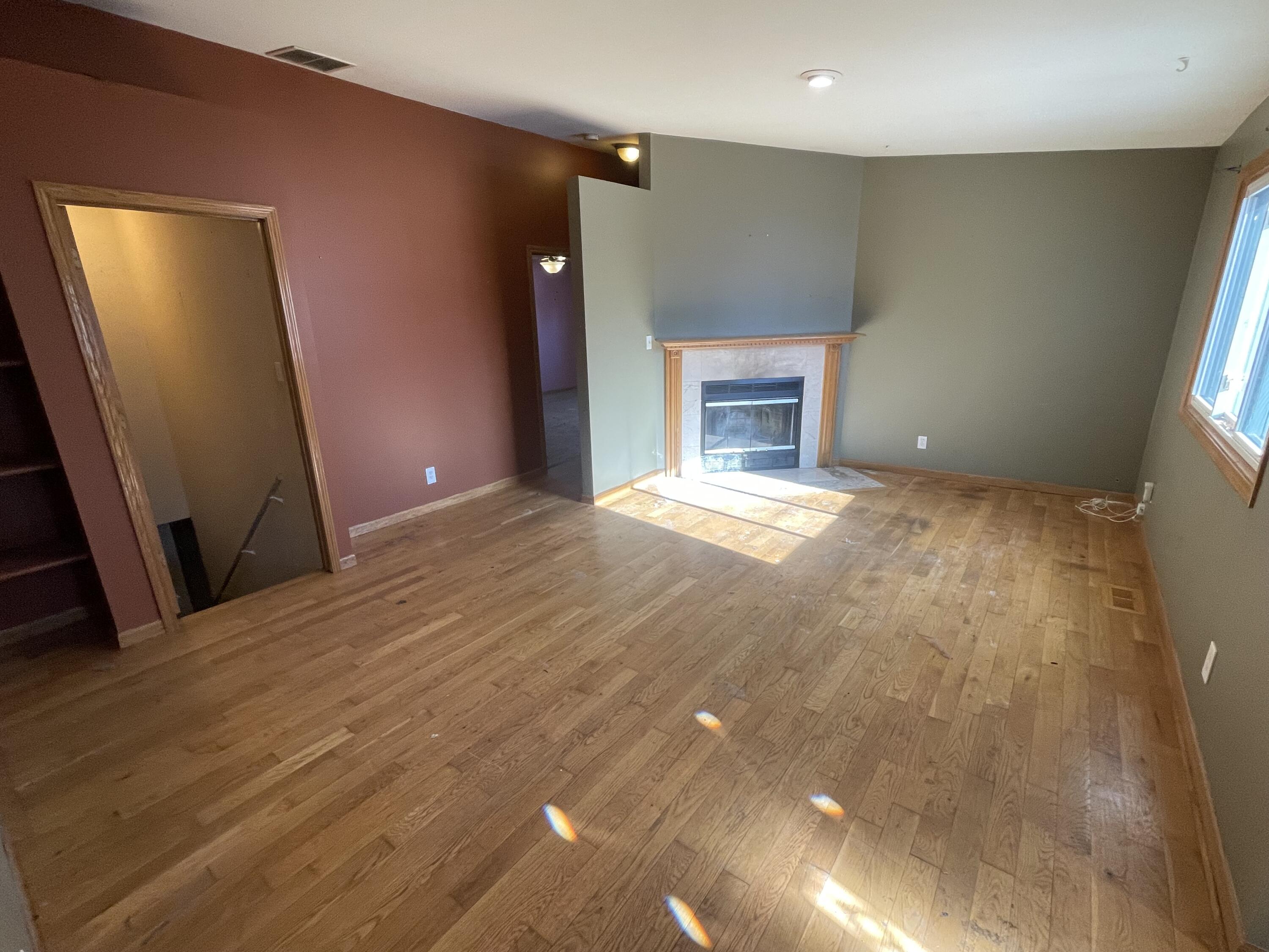 332 Maple Street Crown Point, IN 46307 - Photo 11 of 35 3000x2250