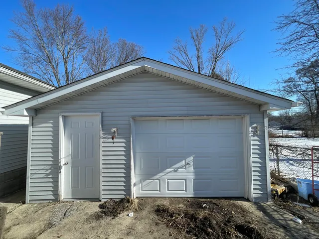 $229,900 | 332 Maple Street, Crown Point, IN 46307