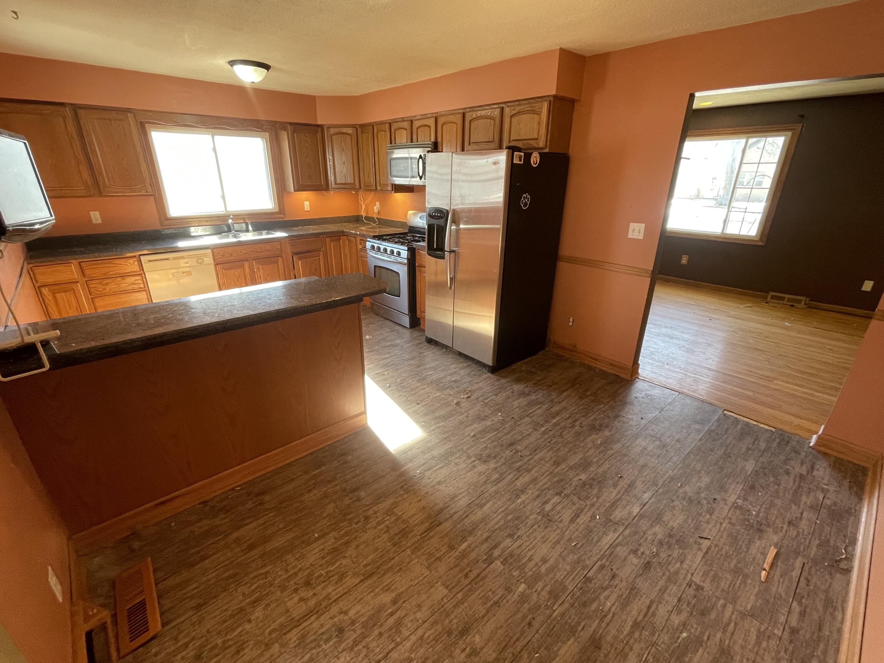 332 Maple Street Crown Point, IN 46307 - Photo 7 of 35 3000x2250