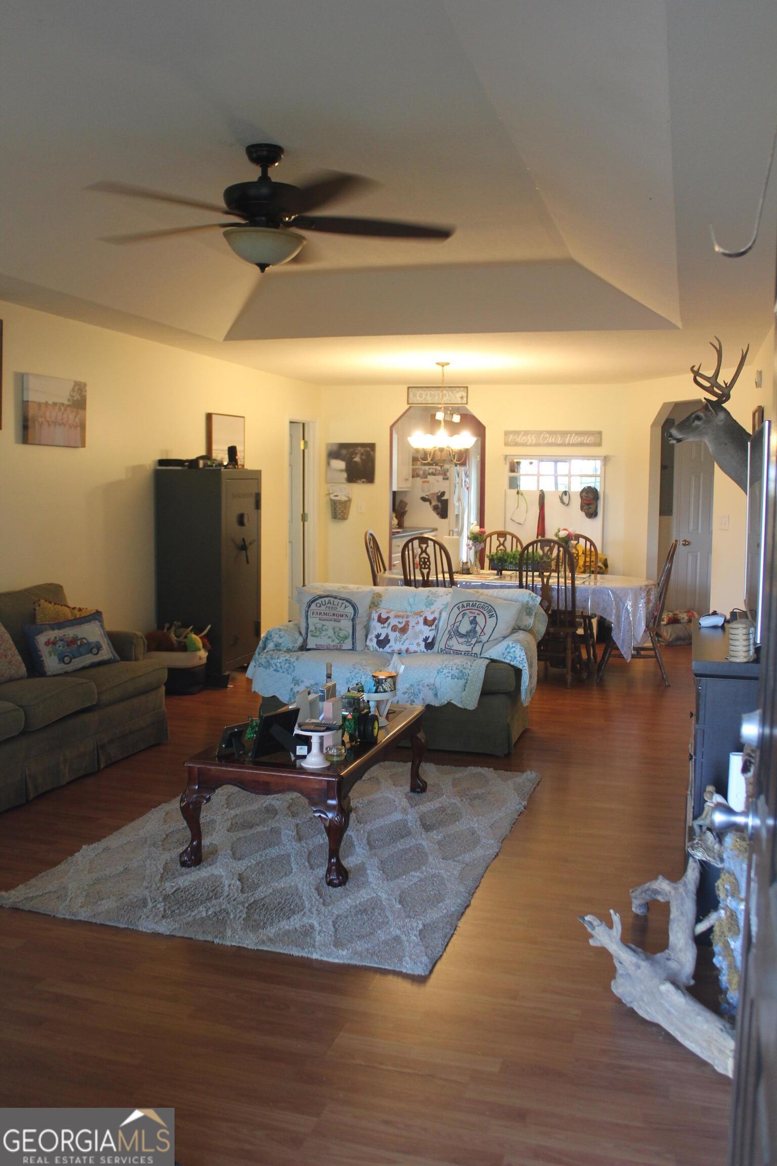 2850 Isaac Akins Road Statesboro, GA 30458 - Photo 13 of 29 a living room with furniture