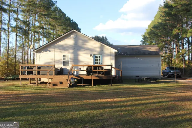 a view of a parked cars in front of a house