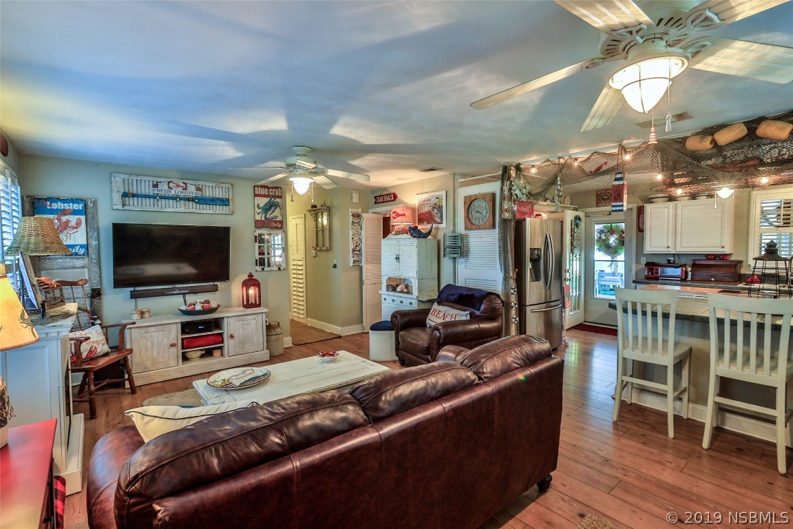 1522 South Riverside Drive Edgewater, FL 32132 - Photo 7 of 32 Gallery Image 7