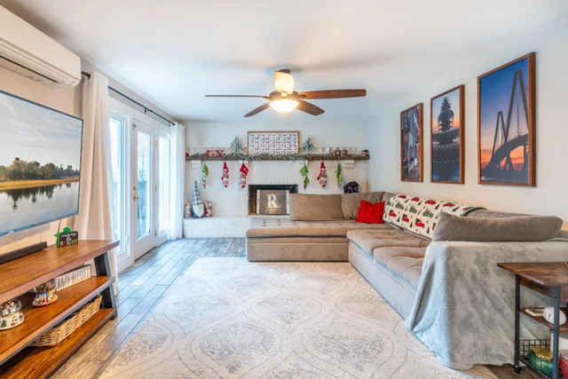 $569,000 | 54 South Basilica Avenue, Hanahan, SC 29410