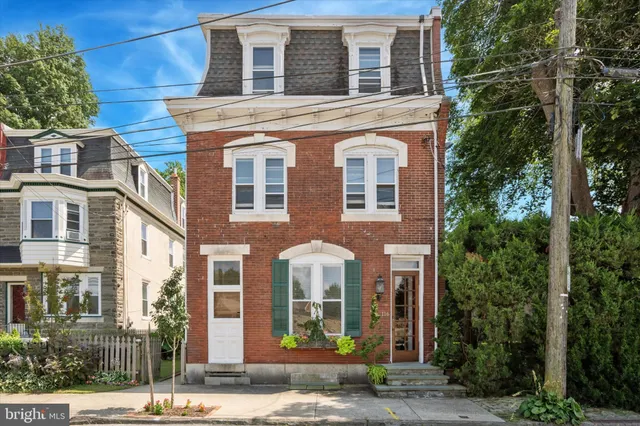 $880,000 | 116 East Chestnut Hill Avenue, Philadelphia, PA 19118