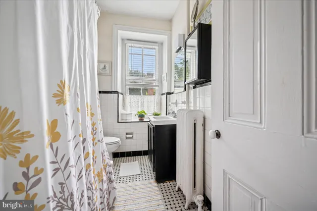 $880,000 | 116 East Chestnut Hill Avenue, Philadelphia, PA 19118