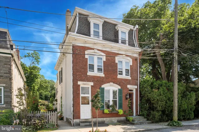 $880,000 | 116 East Chestnut Hill Avenue, Philadelphia, PA 19118