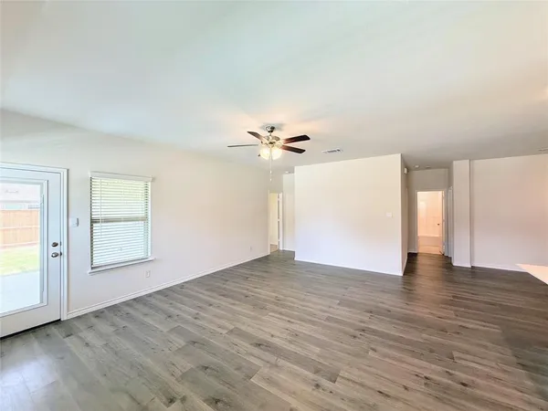 $2,495 | 6233 Lassen Court, Aubrey, TX 76227