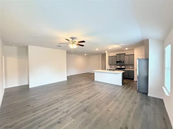 $2,495 | 6233 Lassen Court, Aubrey, TX 76227