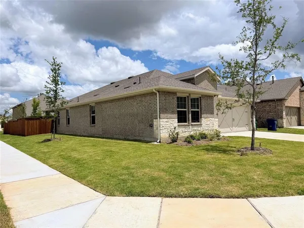 $2,495 | 6233 Lassen Court, Aubrey, TX 76227