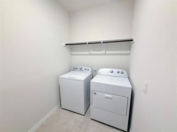 $2,495 | 6233 Lassen Court, Aubrey, TX 76227