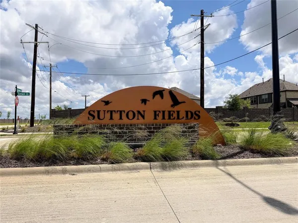 $2,495 | 6233 Lassen Court, Aubrey, TX 76227
