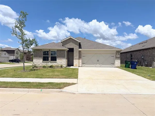 $2,495 | 6233 Lassen Court, Aubrey, TX 76227