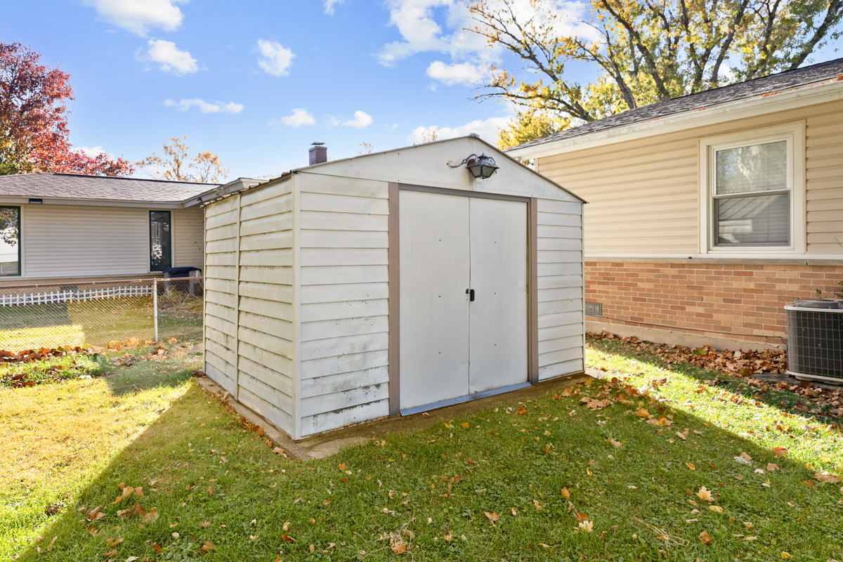 635 Love Street Elk Grove Village, IL 60007 - Photo 20 of 20