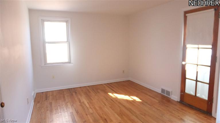 4398 Baintree Road University Heights, OH 44118 - Photo 9 of 10 BRIGHT ROOMS THROUGHOUT