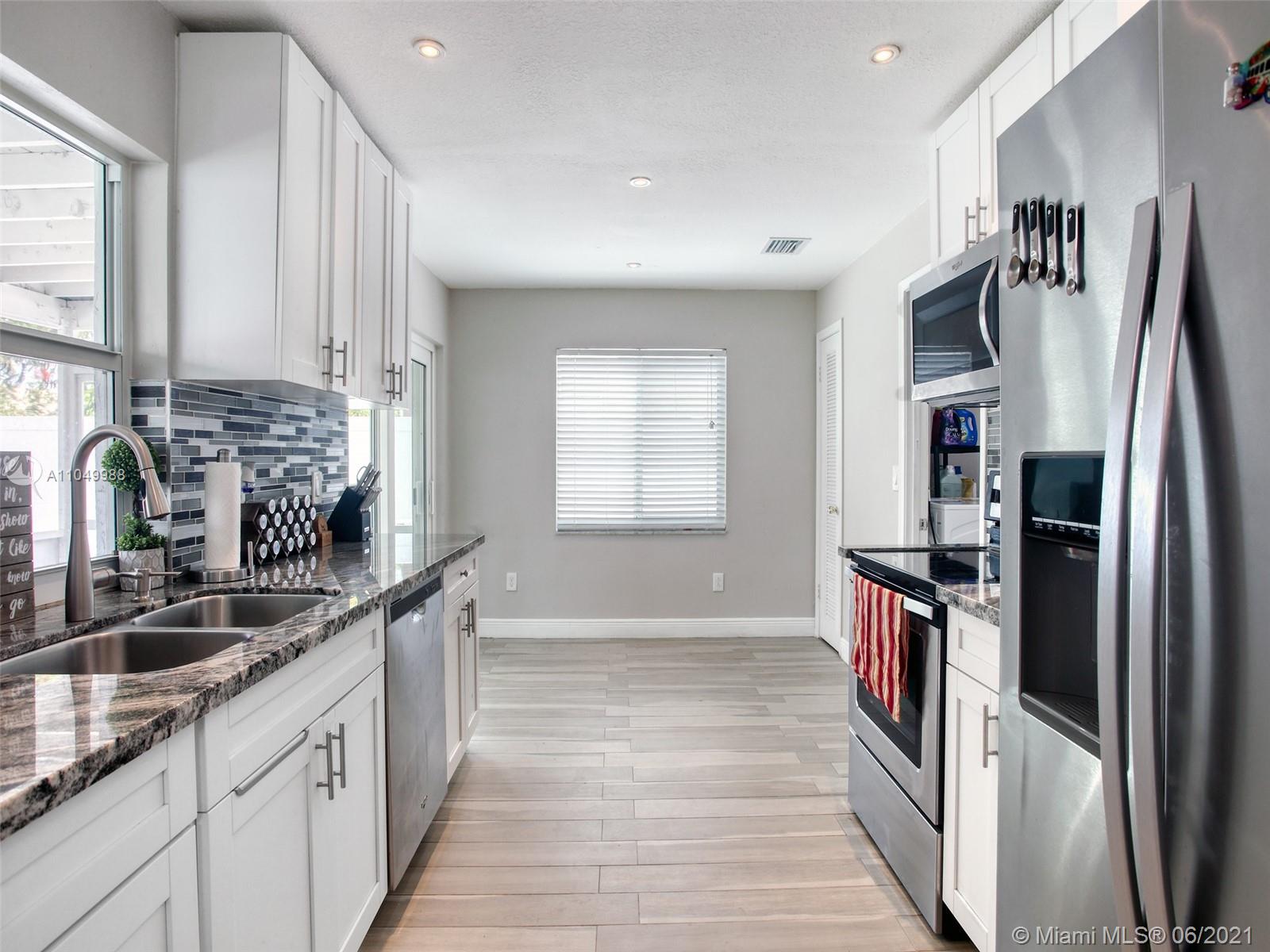 22785 Southwest 54th Way Boca Raton, FL 33433 - Photo 5 of 22