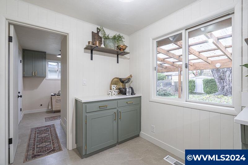 4555 Lone Oak Road Southeast Salem, OR 97302 - Photo 18 of 35 Gallery Image 18