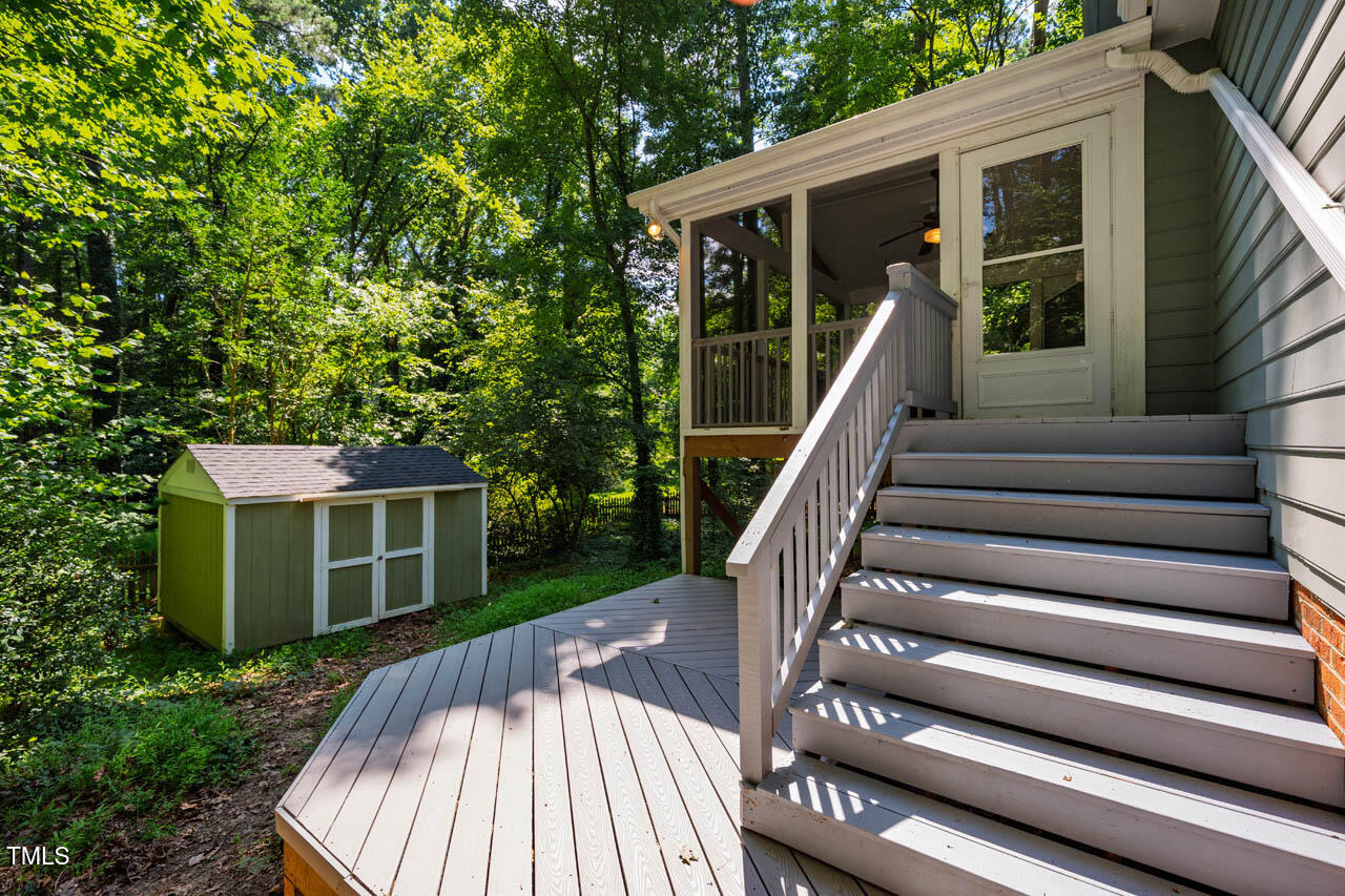 4117 Olde Coach Road Durham, NC 27707 - Photo 27 of 37 4117OldeCoachRd-016