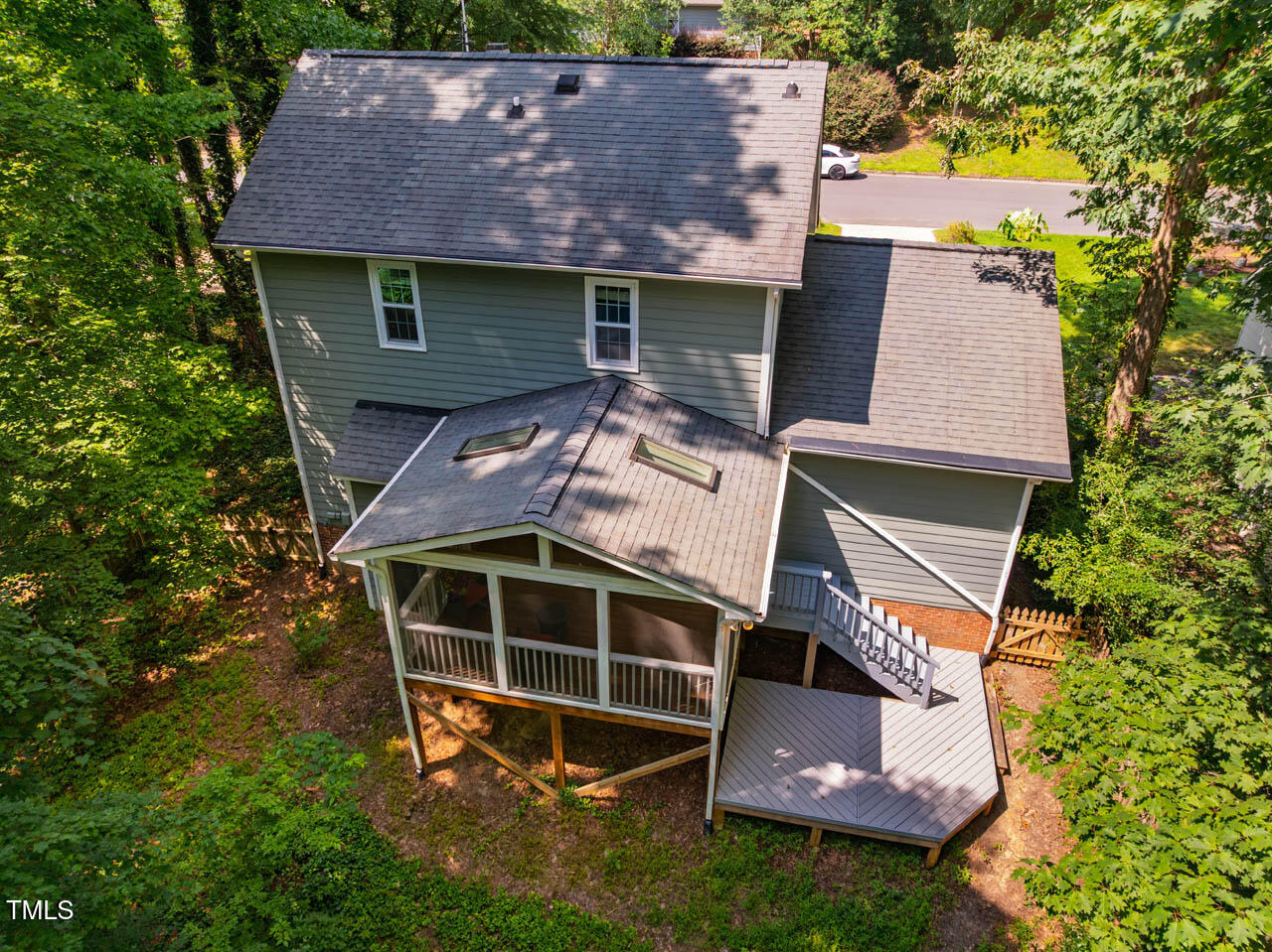 4117 Olde Coach Road Durham, NC 27707 - Photo 31 of 37 4117OldeCoachRd-008