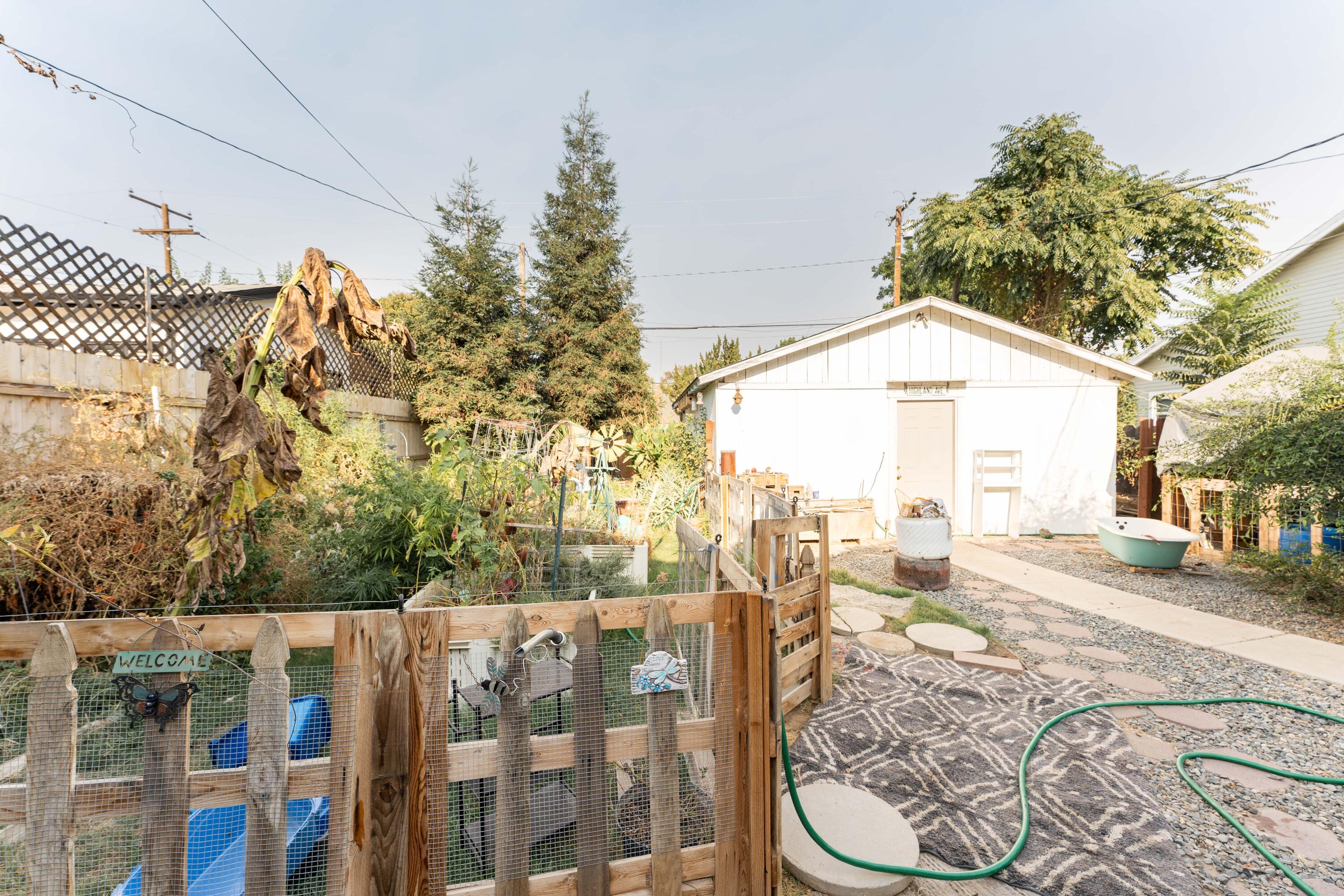213 C Street Exeter, CA 93221 - Photo 42 of 46 42