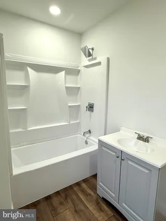 $2,000 | 1906 49th Street, Unit 2, Pennsauken, NJ 08110