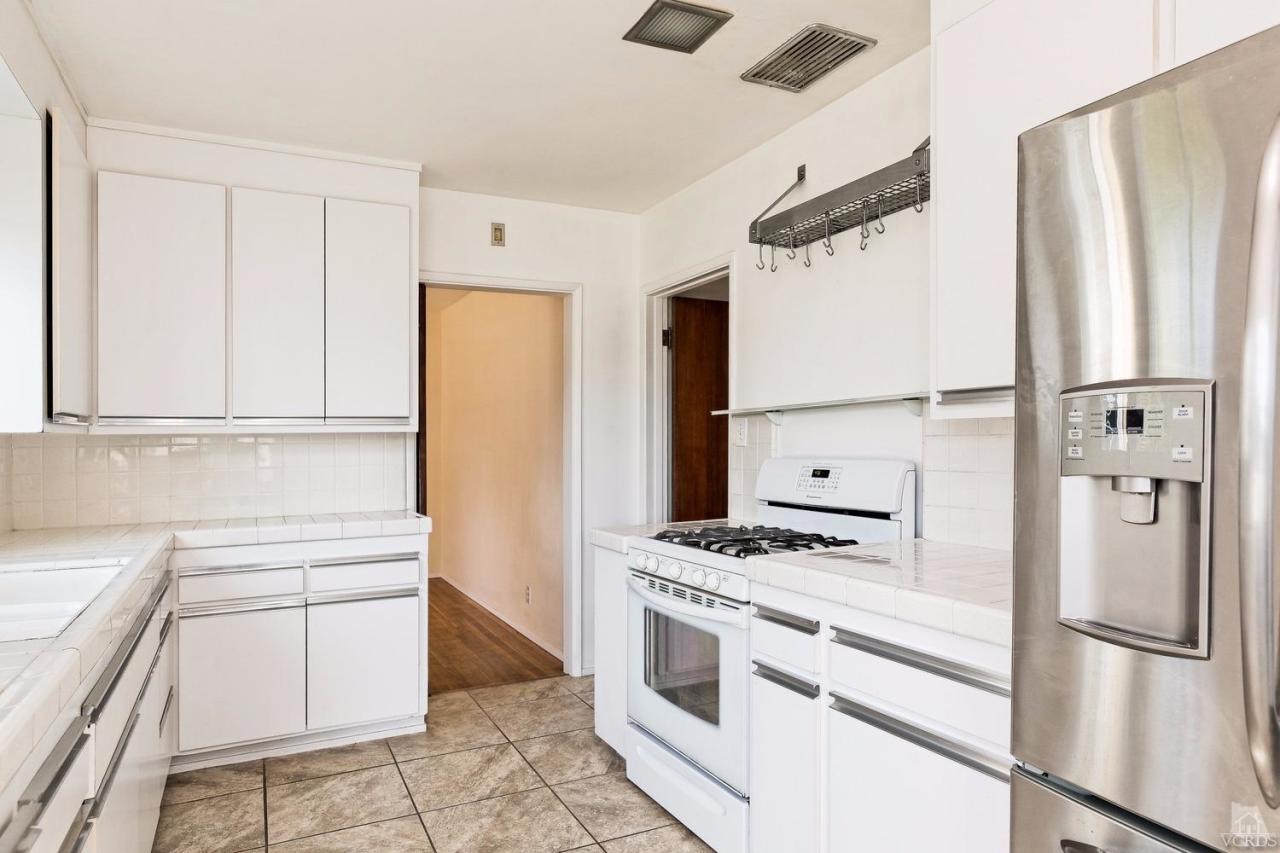 660 West Roderick Avenue Oxnard, CA 93030 - Photo 11 of 22 Additional Photo