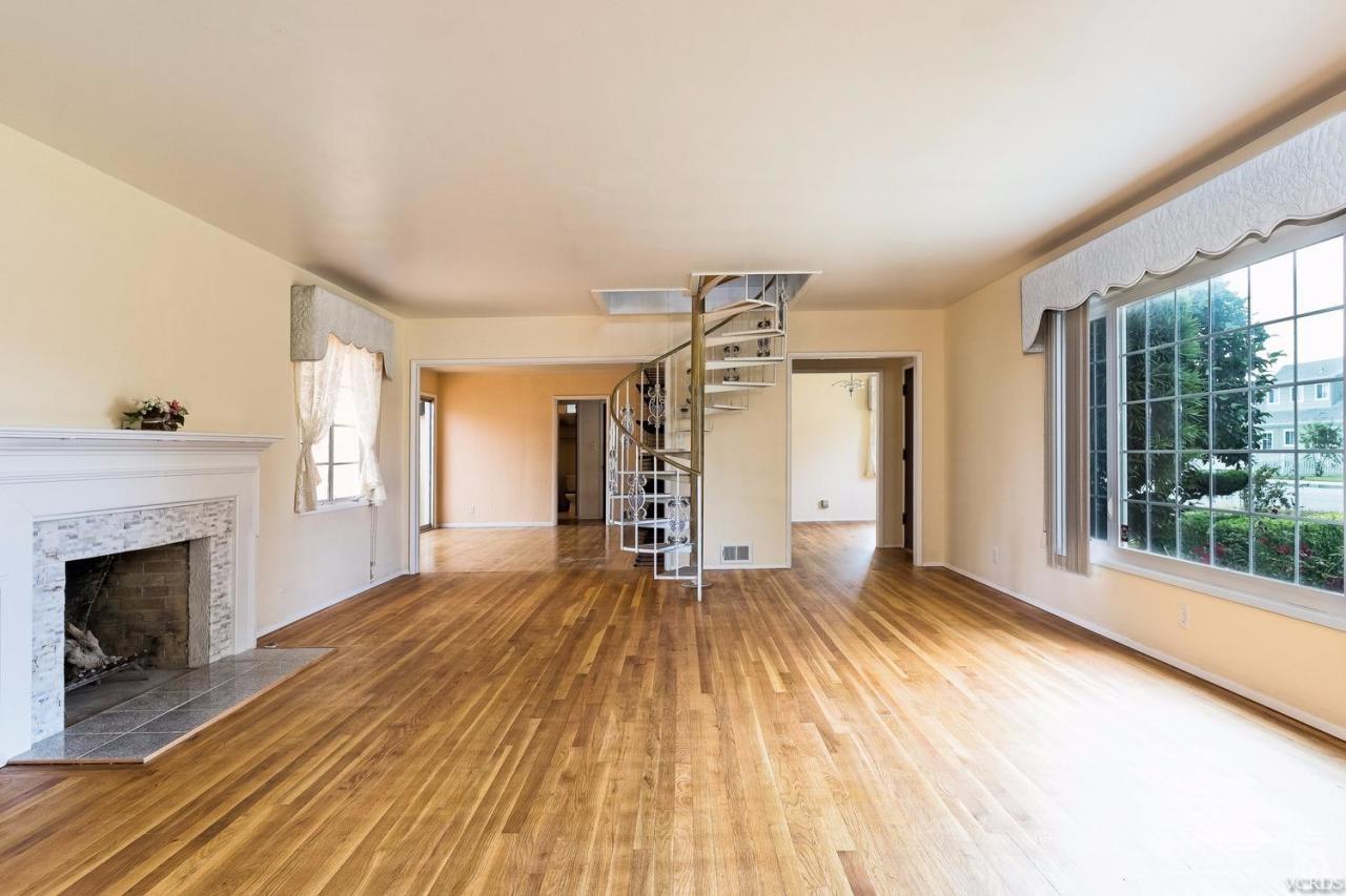 660 West Roderick Avenue Oxnard, CA 93030 - Photo 5 of 22 Additional Photo