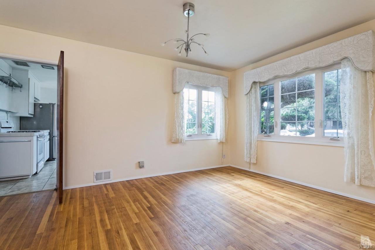 660 West Roderick Avenue Oxnard, CA 93030 - Photo 9 of 22 Additional Photo