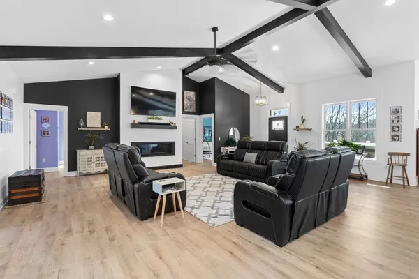 $1,374,000 | 3606 Winsinger Drive, Broadway, VA 22815